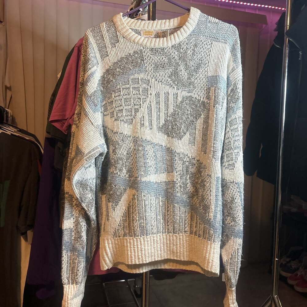 Vintage 80s Towne by London Fog Geometric Abstract Knit Sweater